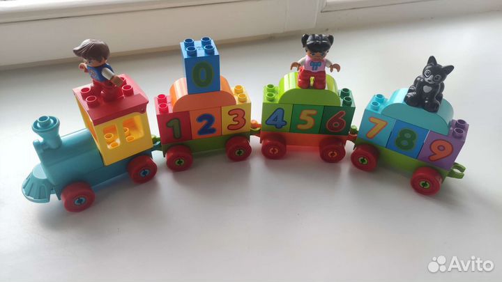 Паровозик конструктор Lego Duplo
