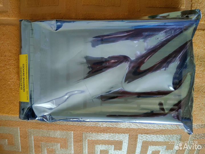 Лоток для размещения жестких дисков