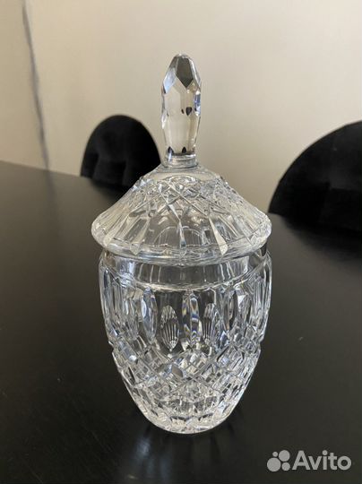 Хрустальная конфетница