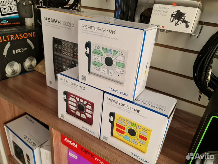 TC Helicon Perform-VK вокальный процессор эффектов