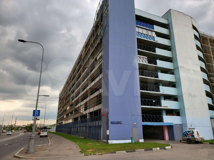 Машиноместо, 14 м²