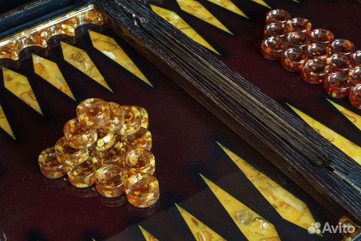 Нарды из янтаря арт. 0000032