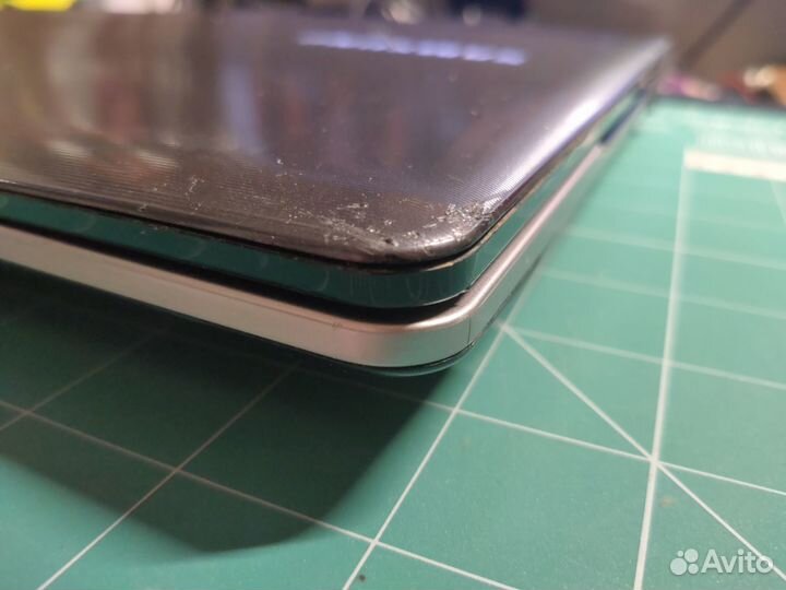 Ноутбук Samsung np300e5a