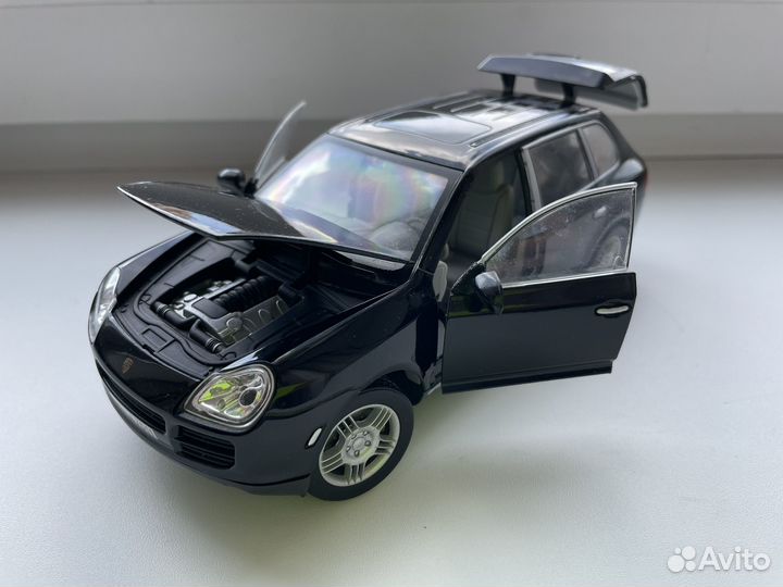 Porsche Cayenne S 1:24 Hongwell