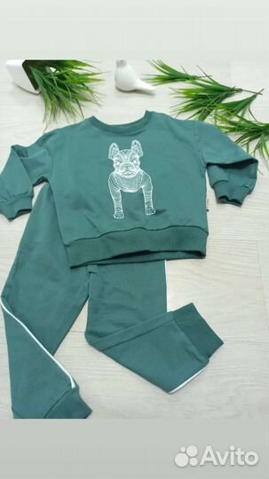 Спортивный костюм