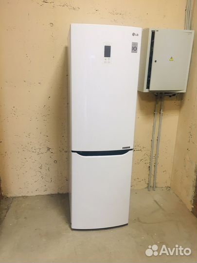 Холодильник LG no frost хорошее состояние