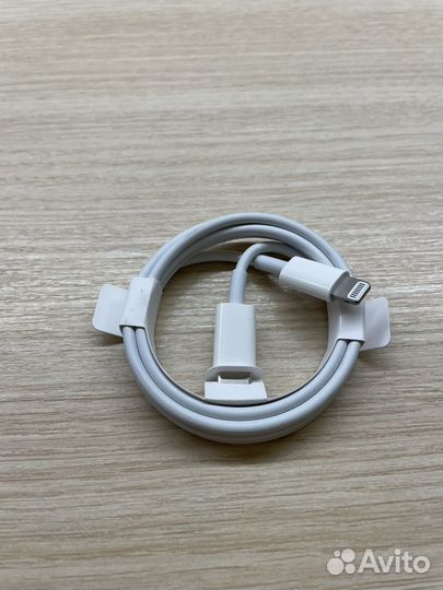 Кабель Apple Lightning - USB Type-C. настоящий
