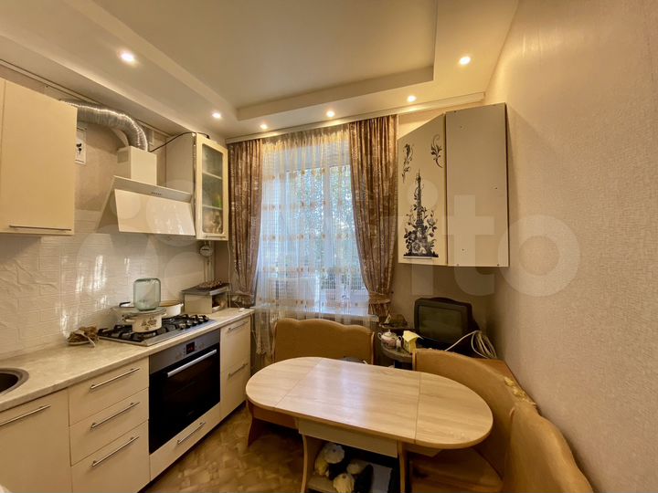 2-к. квартира, 51,6 м², 1/2 эт.