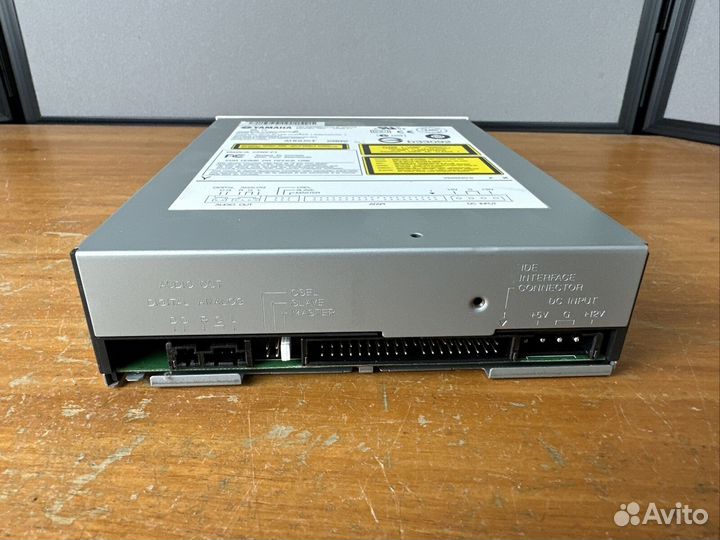 Yamaha CRW-F1E UX оптические приводы топ Hi-Fi