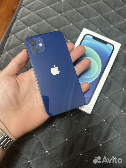 iPhone 12, 64 ГБ
