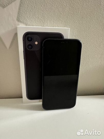 iPhone 11, 64 ГБ
