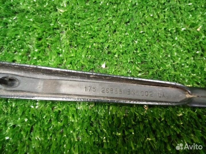 Поводок дворника передний правый Nissan Almera N16