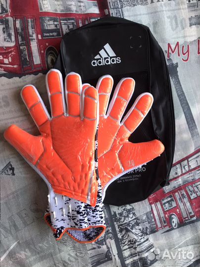 Вратарские перчатки Adidas Predator (реплика)