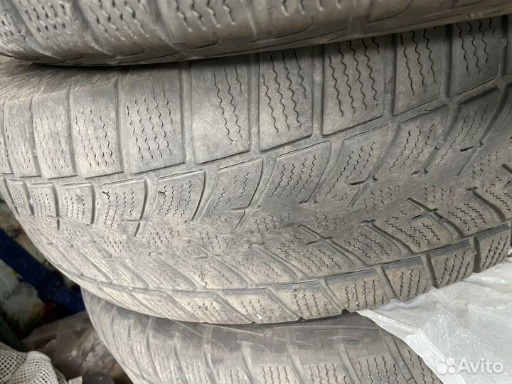 Goodyear Club 215/65 R17