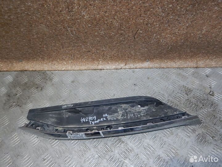 Накладка фары, Volkswagen (Фольксваген) -touareg