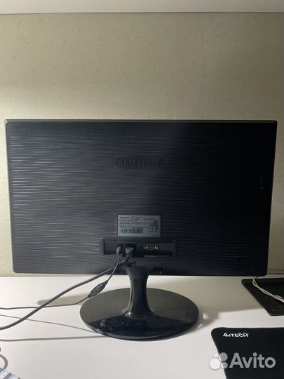 Монитор samsung s24d332h