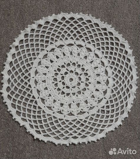 Салфетка крючком, ручная работа