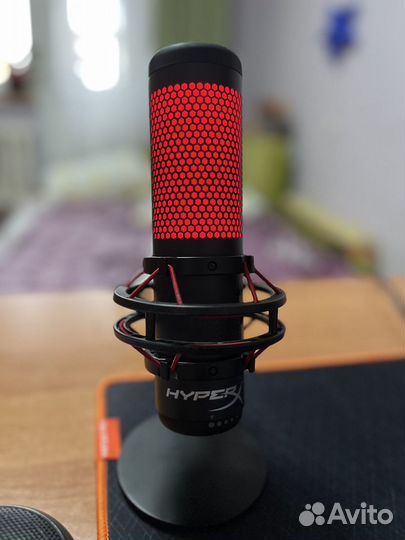 Микрофон студийный HyperX Quadcast