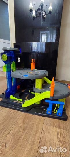 Парковка трек