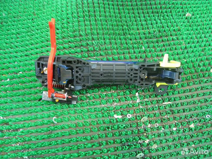 Ручка наружная двери задней правой Toyota Verso R