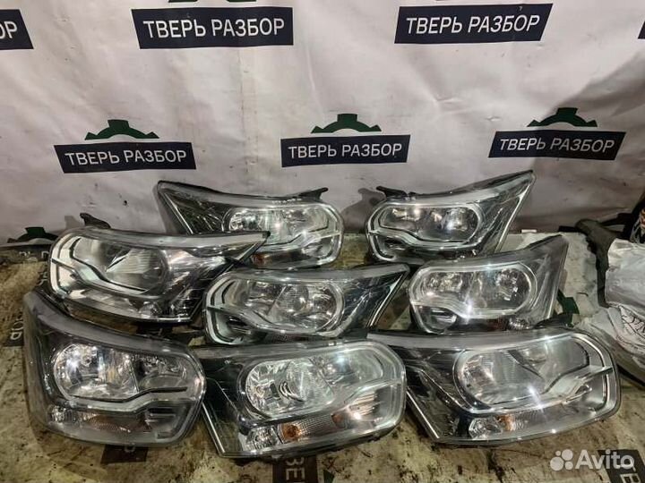 Фара галогеновая - передняя Ford Transit 2.2