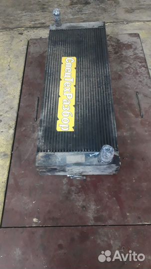 Радиатор водяной экскаватора JCB JS330LC