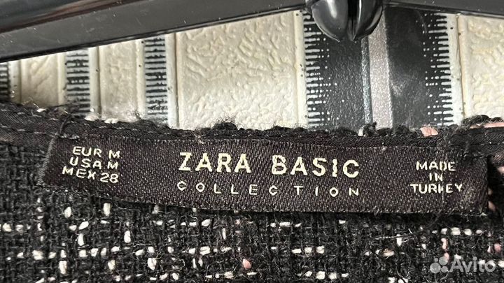 Костюм Zara твидовый 28М