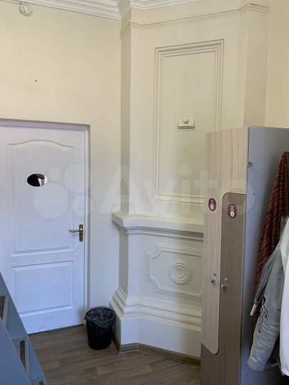 Комната 25 м², 1/3 эт.