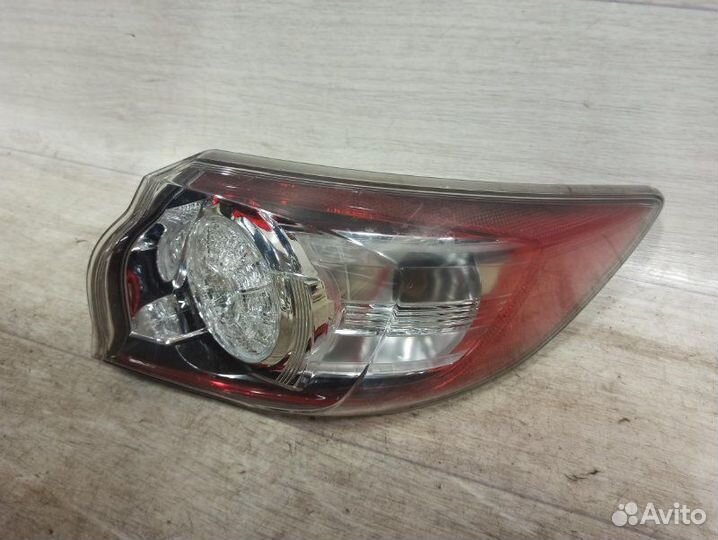 Фонарь задний правый Mazda 3 BL 2010
