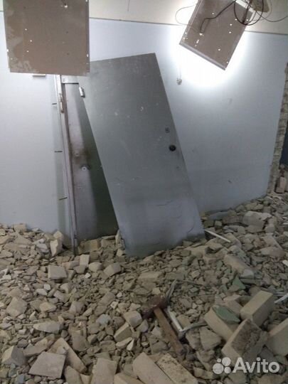 Двери металлические