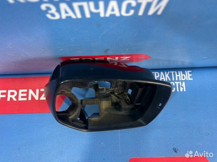 Корпус зеркала правый Subaru Forester SJ 2012-2018