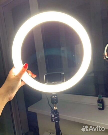 Кольцевая лампа со штативом 33 см