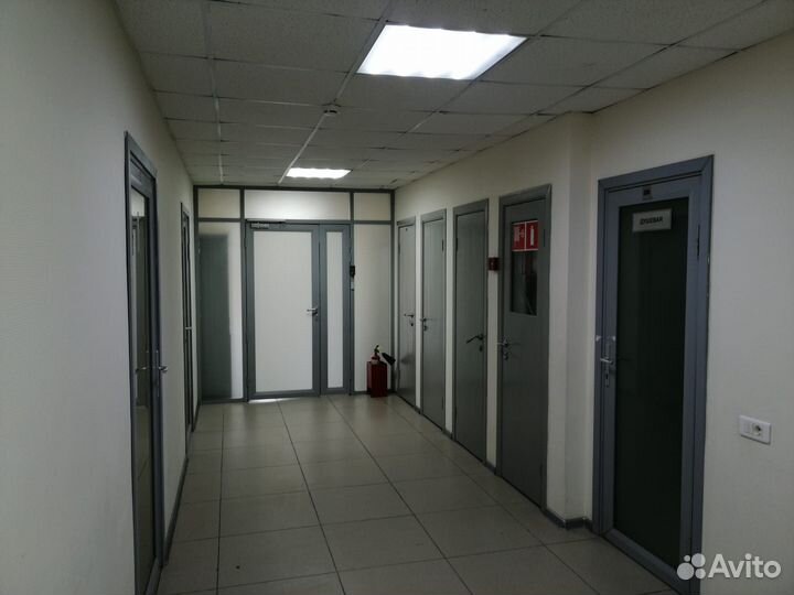 Продажа офисов с арендаторами в бц Искра