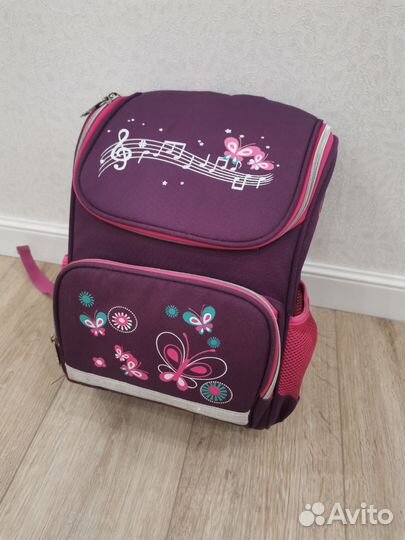 Школьный рюкзак