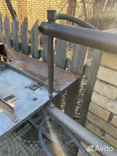 Аппарат точечной сварки и фальцепрокатный станок