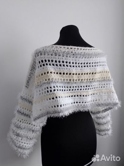 Джемпер вязаный ручной работы