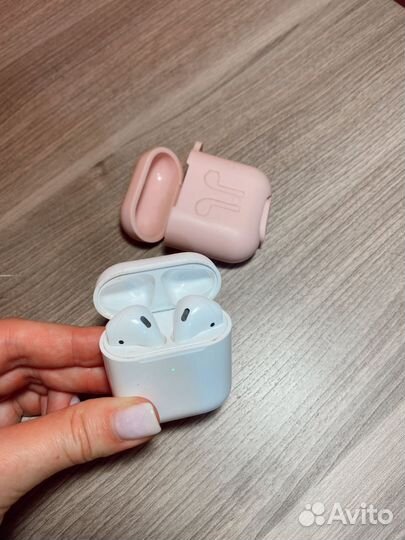 Airpods 2