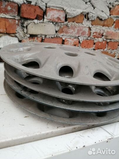 Колпаки на 16 niva