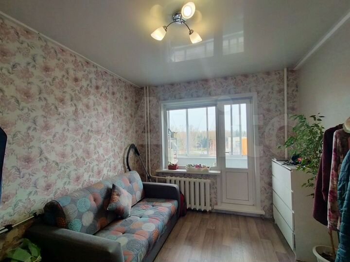 4-к. квартира, 70 м², 4/10 эт.