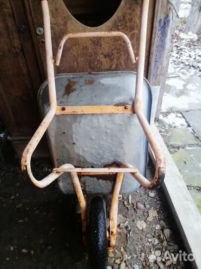 Тачка строительная бу