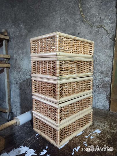 Плетеный ящик