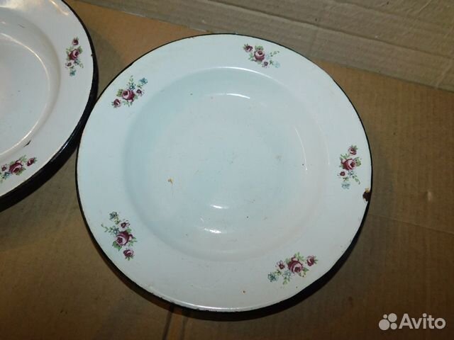 2 старинные,эмалированные,десертные тарелки СССР