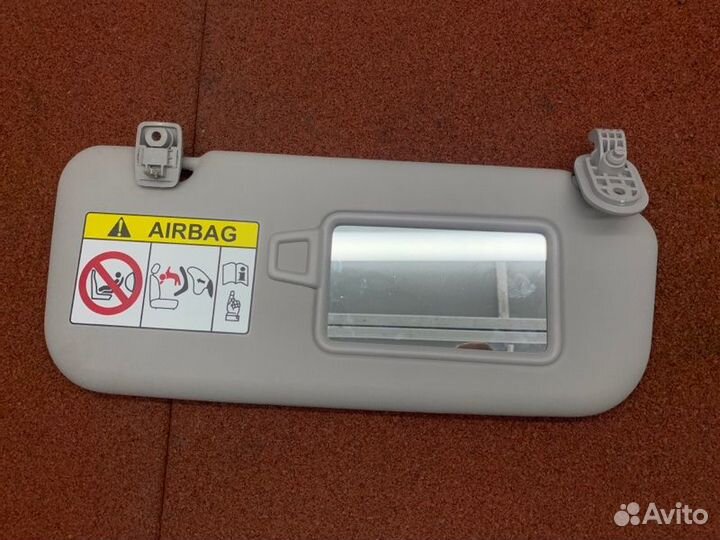 Козырек солнцезащитный правый Hyundai Solaris 2