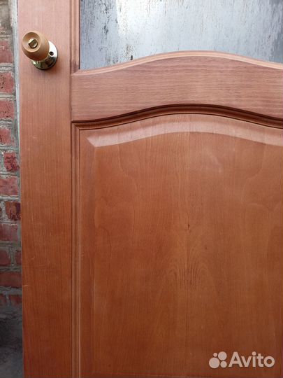 Дверь межкомнатная массив