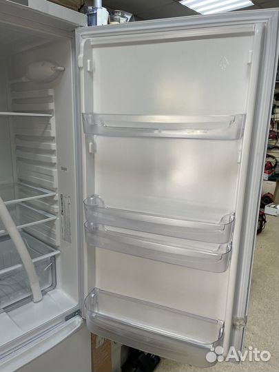 Холодильник indesit es 18 новый