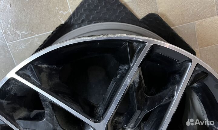 Диск литой r 18 Ka Optima 4