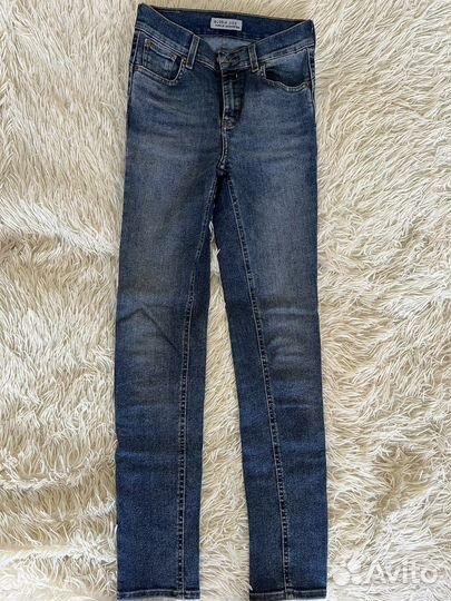 Джинсы женские