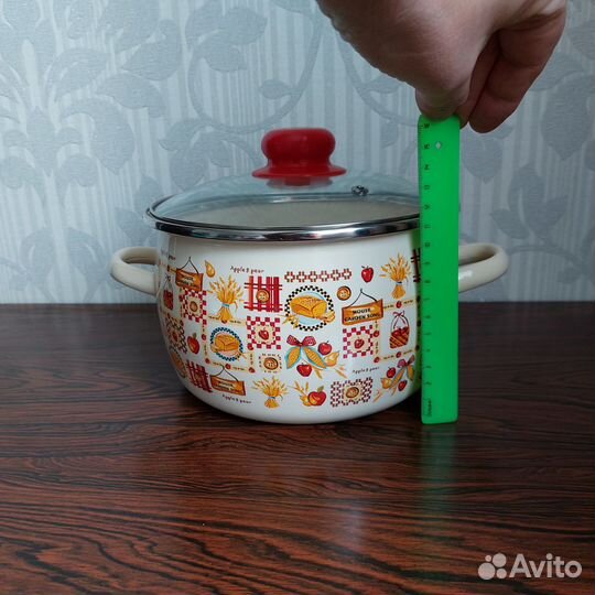 Кастрюля новая 3литра, сковородка новая 26см