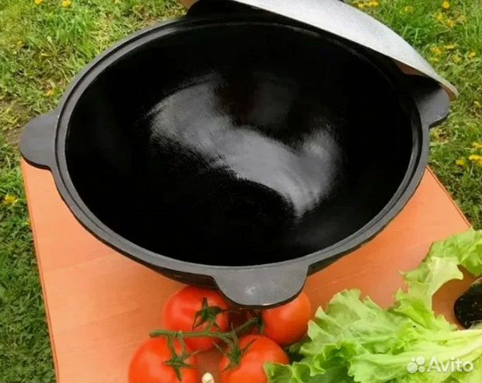 Казан чугунный 10 литров с крышкой