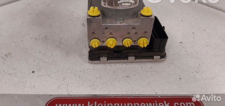 Блок абс 5Q0614517EQ Skoda Octavia Mk3 (5E) 2013 - 2019 года